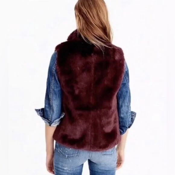 J.Crew Faux Fur Vest Burgundy Red Full Zip Size Small Fall Winter Style - Picture 2 of 6
